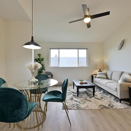 Modern Upstairs Loft - Newly Renovated! Villa Salem Luaran gambar